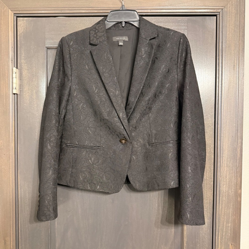 Ann Taylor Black Floral Jacquard Lace Blazer Single Button Jacket Size 6